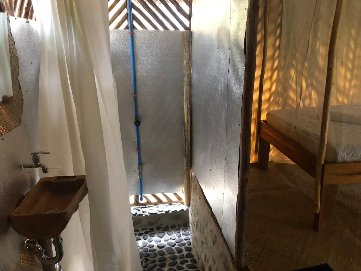 Backpacker'S Hill Resort San Vicente  Bagian luar foto